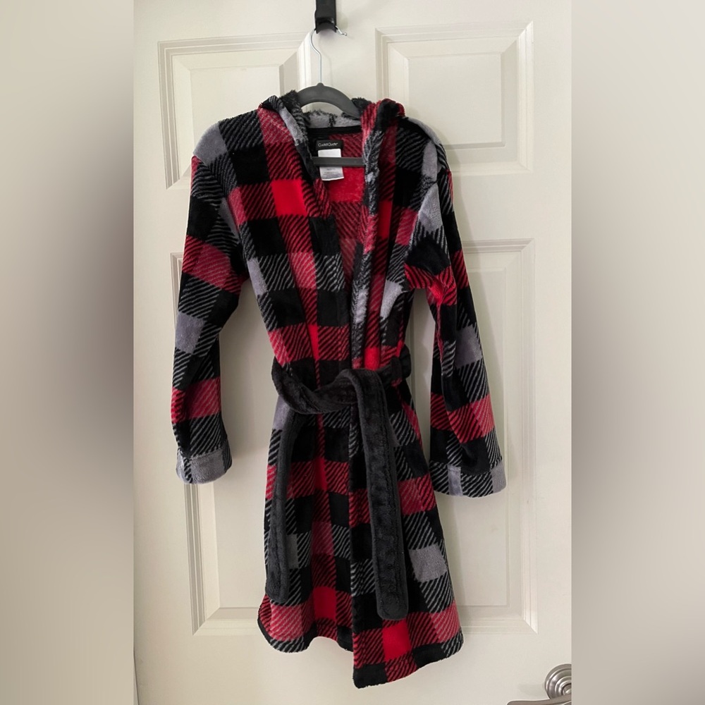 Boys Cuddl Duds Buffalo Plaid Hooded Robe with “reindeer antlers” on hood, M